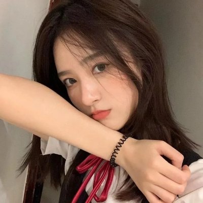 重生校花追不停！我靠系统逆袭